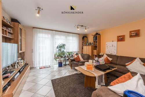 Wohnen mit Zugang zur Terrasse - 4 Zimmer Reihenmittelhaus in Weinstadt