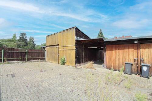 Innenhof (Scheune) - 