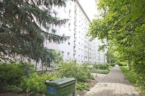 Ansicht hinten - Etagenwohnung mit 48,20 m&sup2; in Halle (Saale) zur Miete