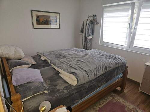 Schlafzimmer - Etagenwohnung mit 70,00 m&sup2; in Ottweiler zum Kaufen