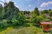 Blick vom Balkon in den Garten - 