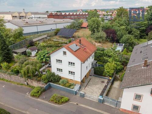 Außenansicht - 7 Zimmer Mehrfamilienhaus, Wohnhaus zum Kaufen in Aschaffenburg / Schweinheim