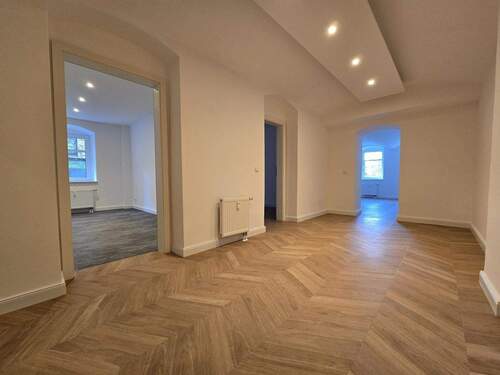 Kaitzer 135 Souterrain Flur - Etagenwohnung mit 94,80 m&sup2; in Dresden zum Kaufen