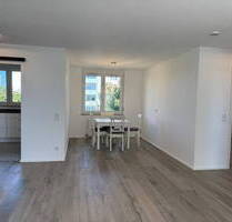 Renovierte 4-Zimmer-Wohnung in Weinheim mit EBK, Balkon, Terrasse und 2 Stellplätzen