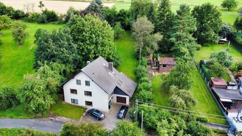 Drohne 1 - 6 Zimmer Mehrfamilienhaus, Wohnhaus in Alfeld