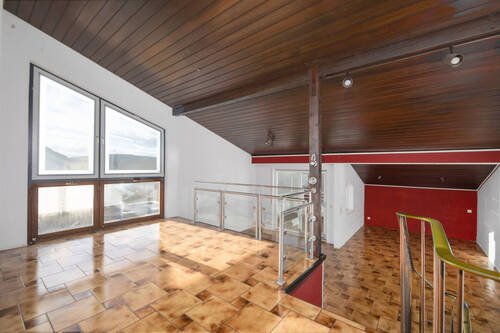 Essdiele OG - Familienfreundliches Reihenendhaus mit ELW und schönem Ausblick über Nöttingen