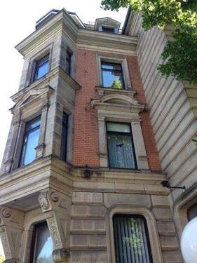 Giebel Ansicht - 6 Zimmer Etagenwohnung zur Miete in Coburg