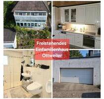 Freistehendes Einfamilienhaus, Doppel- sowie Einzelgarage, Grundstück ca. 650 m², Sackgassenlage - Ottweiler