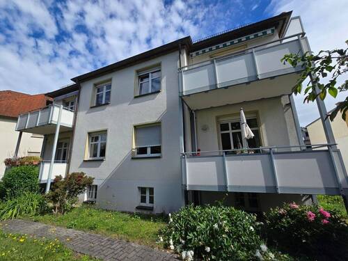 Carl-Immermann-Str.5 Hofansicht - großzügig, helle 2-Zimmerwohnung in ruhiger und grüner Lage mit Balkon zu vermieten
