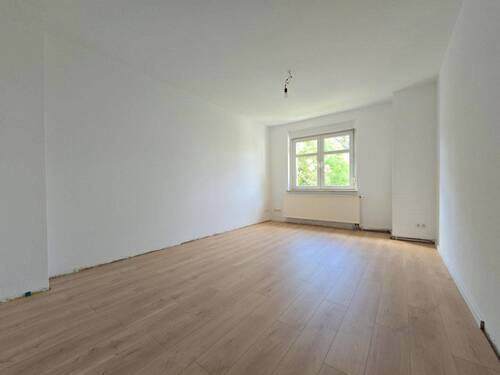 Carl-Immermann-Str.5 WE-1.OG rechts Schlafen - Etagenwohnung mit 61,40 m&sup2; in Dresden zur Miete
