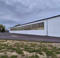 +Platz ohne Ende+ Attraktives Gewerbegrundstück mit großer Lagerhalle in zentraler Lage von Stralsund zu verkaufen