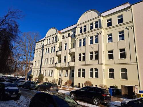 Rückansicht - 3 Zimmer Etagenwohnung zum Kaufen in Magdeburg