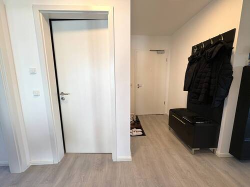 Eingangsbereich - 3 Zimmer Etagenwohnung zur Miete in Bad Zwischenahn