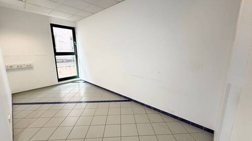 Büro / Behandlungsraum - 