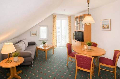 Wohn- und Essbereich - 2 Zimmer Etagenwohnung zum Kaufen in Binz