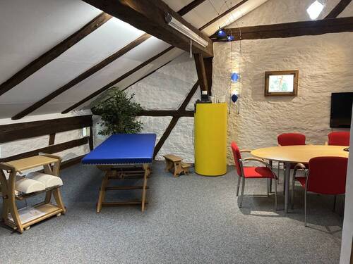 Besprechung/Büro/Vorführraum - 