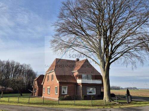 Ansicht von der Straße aus - 7 Zimmer Einfamilienhaus in Ehrenburg