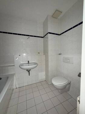 Badezimmer - Etagenwohnung mit 48,00 m&sup2; in Gera zur Miete