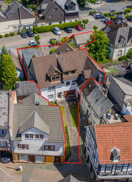 Drohne_Fronansicht Eingang_B - 5 Zimmer Doppelhaushälfte zum Kaufen in Braunfels