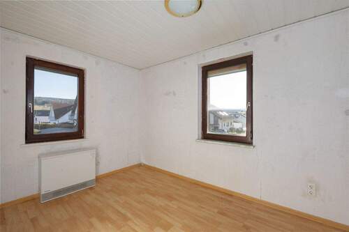 Haus rechts: Kleines Zimmer EG - 