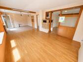 Wohnen/Küche/Essen - 6 Zimmer Doppelhaushälfte zum Kaufen in Gunzenhausen