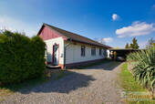 Einfahrt - Bungalow mit 150,00 m² in Schkopau / Knapendorf zum Kaufen
