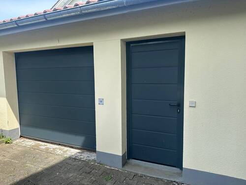Garage mit kleiner Werkstatt - 