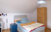 Zimmer im Dachgeschoss - 