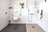 Bad 2: barrierefreies, rollstuhlgeeignetes Bad - 