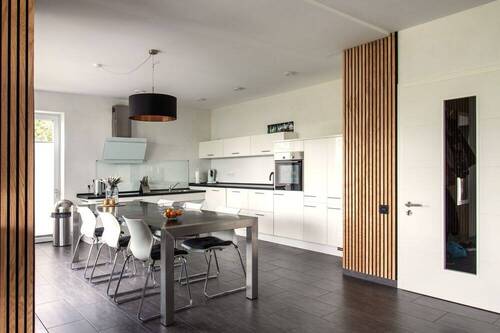 Küche mit Essplatz - 