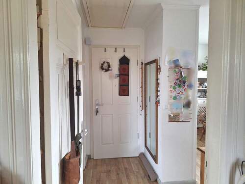 Mittlere Whg. oben rechts, Flur - 