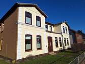 Gepflegtes Mehrfamilienhaus mit 4 Wohneinheiten - Gepflegtes Mehrfamilienhaus in zentraler Lage von Süderbrarup