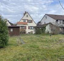 * Herrliche beliebte Lage * Omas & Opas Familienhaus mit viel Charme auf traumhaften Grundstück * - Bietigheim-Bissingen