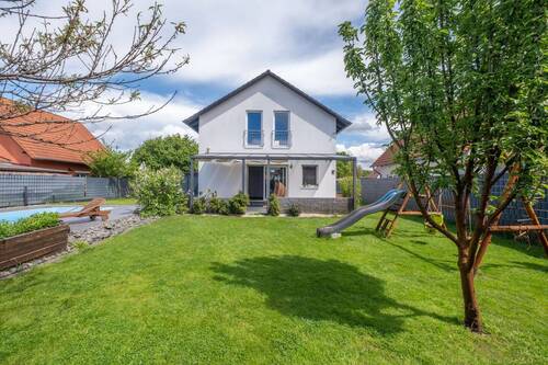 Weitere Hausansicht - 4 Zimmer Einfamilienhaus zum Kaufen in Brieselang