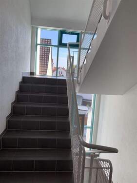 Treppenhaus1 - 2 Zimmer Etagenwohnung in Jena