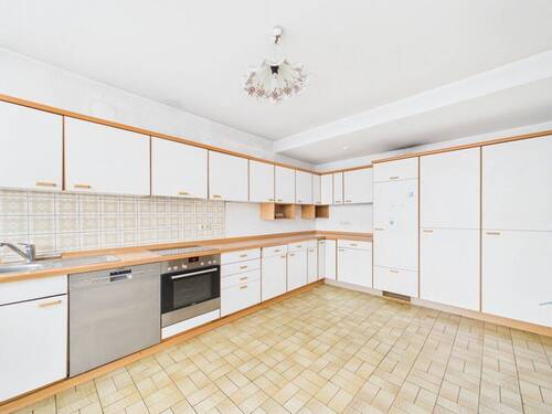 REMAX Immobilien DeLux Merzig Haus in Konz zu verkaufen - 