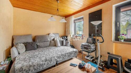 1. OG Wohnzimmer 1 - 
