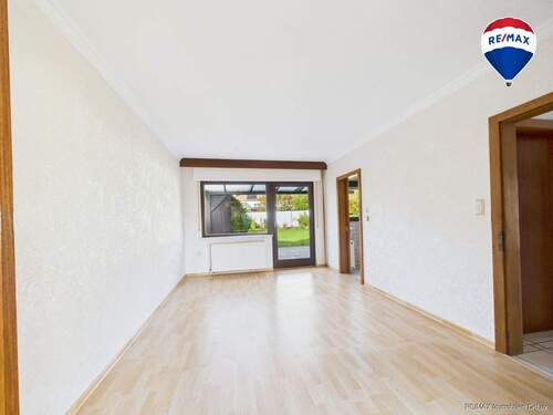 RE/MAX Immobilien DeLux Soppelhaushälfte Mettlach Esszimmer - 