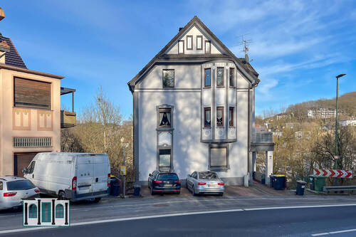Straßenansicht - 3 Zimmer Etagenwohnung zum Kaufen in Lüdenscheid