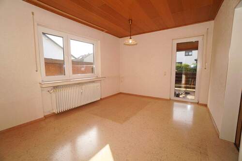 Esszimmer EG - 8 Zimmer Mehrfamilienhaus, Wohnhaus in Paderborn / Sennelager