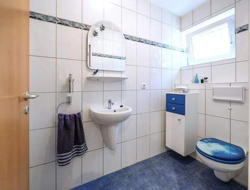 Langenfeld - Am Brückentor 42 - WC - 