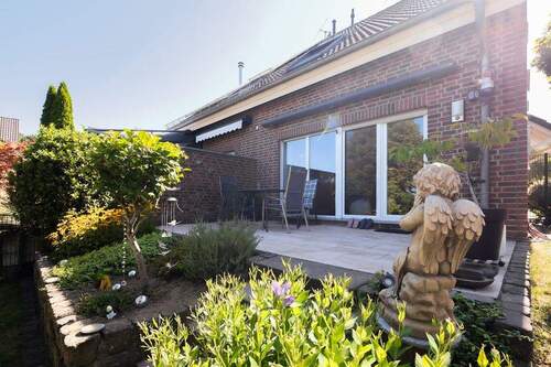 Langenfeld - Am Brückentor 42 - Terrasse - 4 Zimmer Doppelhaushälfte in Langenfeld