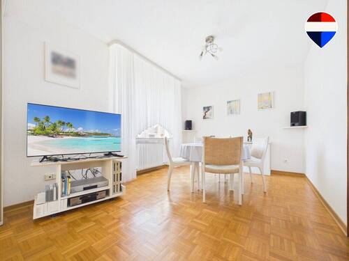 REMAX Immobilien DeLux Einfamilienhaus Esszimmer Führweiler Mark Borowicz - 5 Zimmer Einfamilienhaus zum Kaufen in Rehlingen-Siersburg