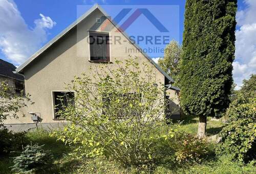 Straßenansicht - 6 Zimmer Einfamilienhaus in Rietz-Neuendorf