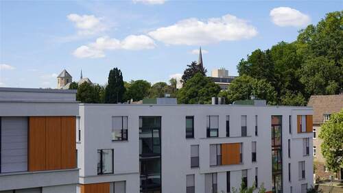 Blick auf den Abteiberg - 3 Zimmer Etagenwohnung in Mönchengladbach
