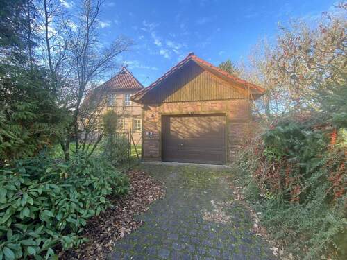 Bild 2 - 4 Zimmer Mehrfamilienhaus, Wohnhaus zum Kaufen in Uelzen