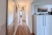 Heller Flur - 