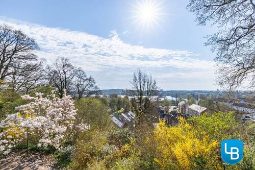 ... und beeindruckender Aussicht - 