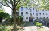Hausansicht - Helle 1-½-Zi.-Whg. in ruhiger Lage! Leer! Nachlass-Verkauf!