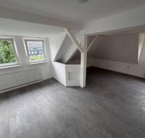 ERSTBEZUG AM HAHNERBERG: 2-3 ZIMMER WOHNUNG WHG - Wuppertal Cronenberg